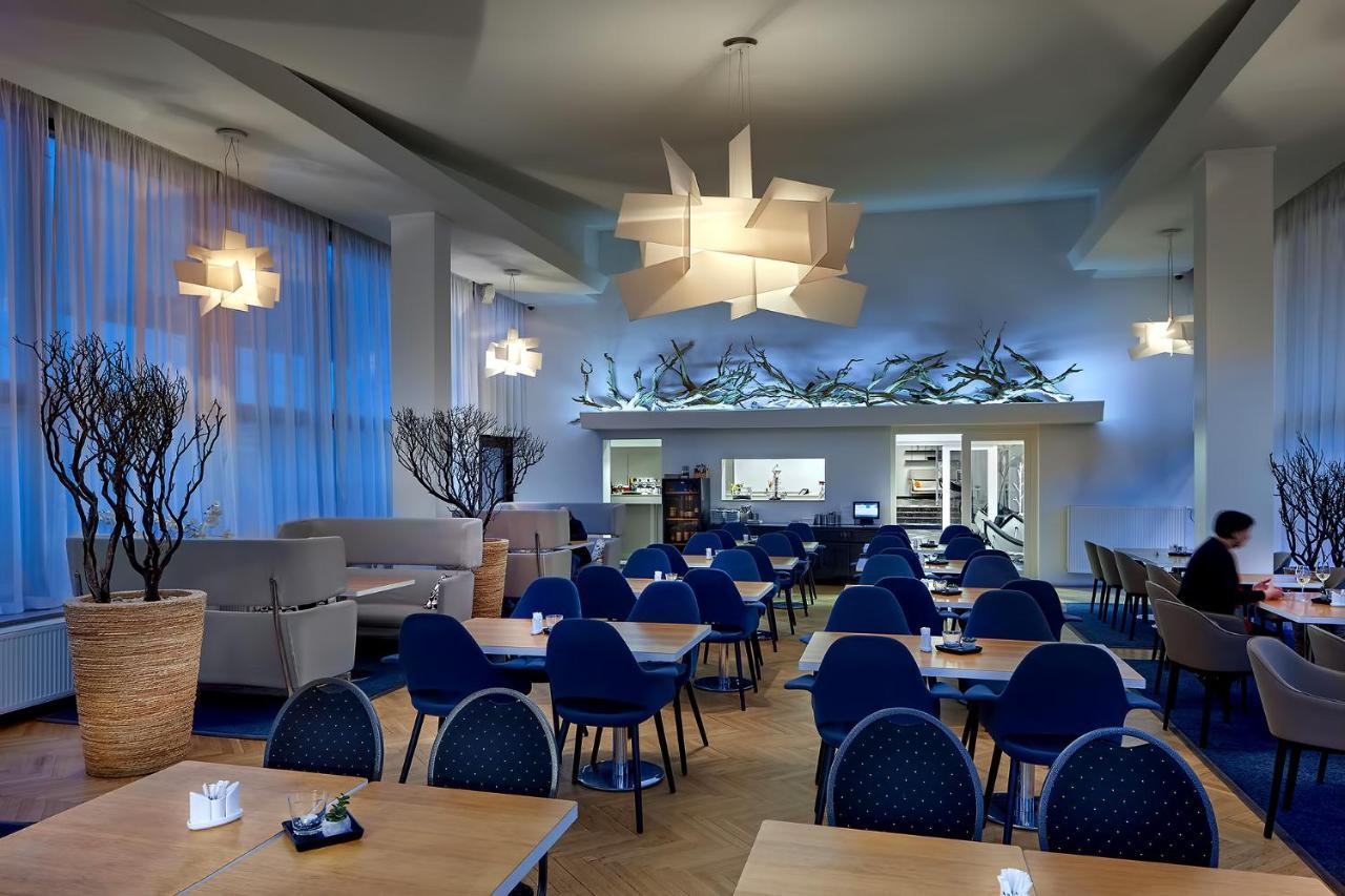 Wellness Hotel Orlik Kozarovice Exterior foto