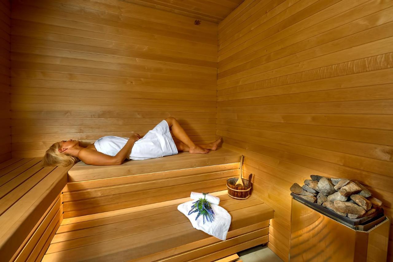 Wellness Hotel Orlik Kozarovice Exterior foto