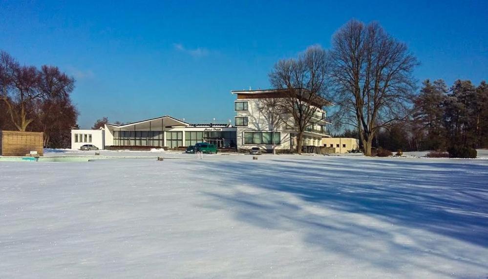 Wellness Hotel Orlik Kozarovice Exterior foto